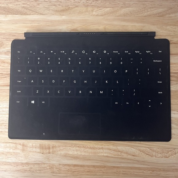 Microsoft Other - Slim Magnetic Tablet Keyboard In Noir Black Ultra Slim Tech - MS Surface